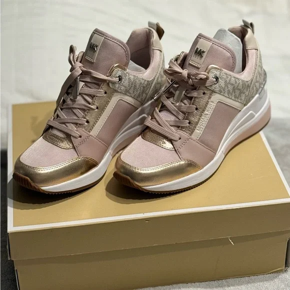 MICHAEL KORS MK Georgie Leather Logo Trainer Pink Rose Gold Women's Sneakers - Picture 2 of 16